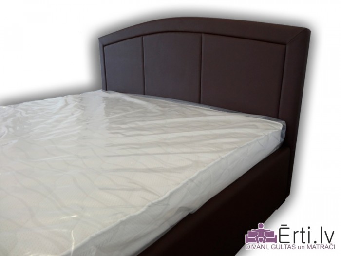 Classic Lux – Klasiska gulta mūsdienīgā izpildījumā